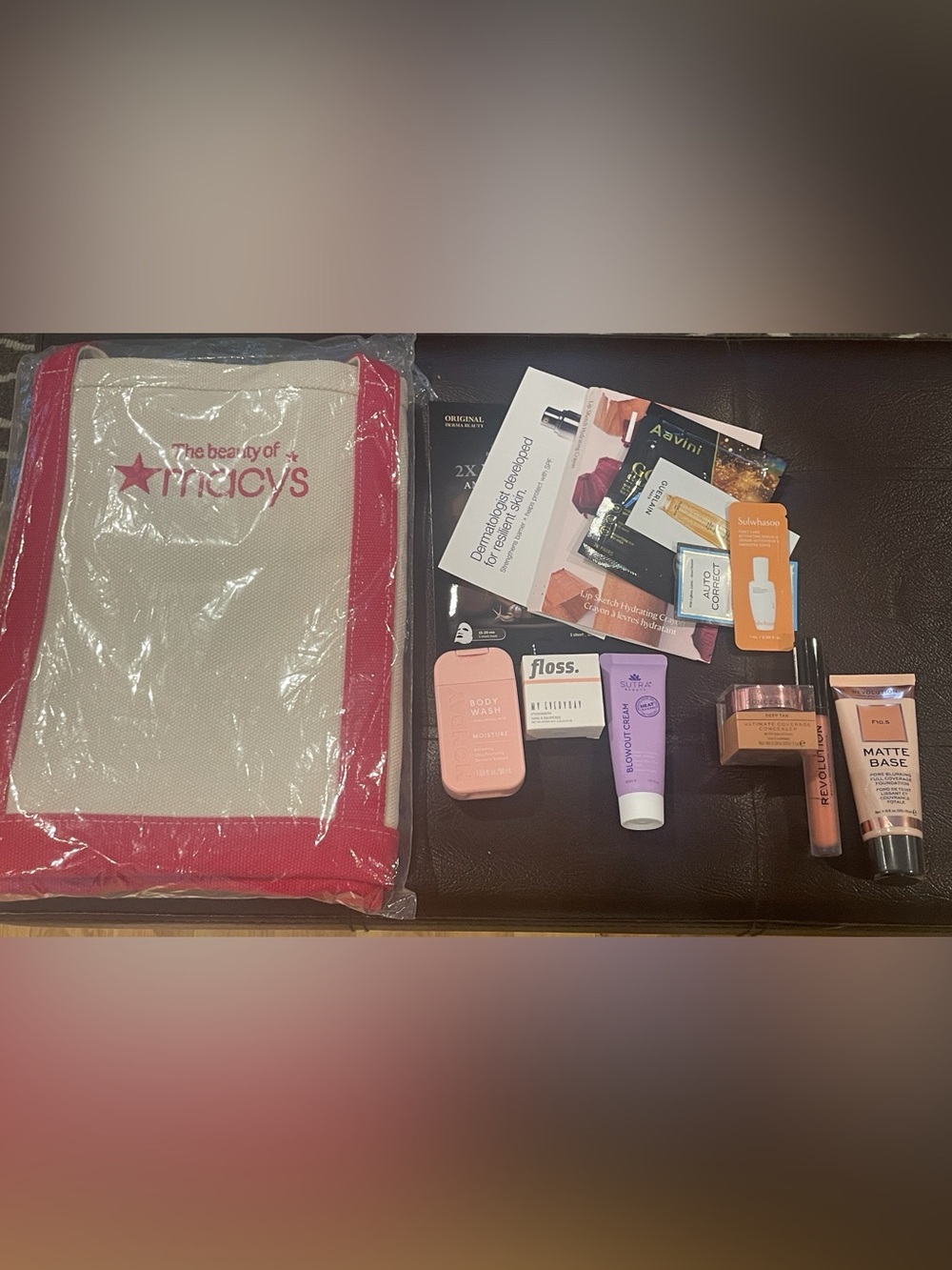 ⭐️Macy's Skincare & Beauty Sample Set with Pink-Trim Tote +3 Revolution products
